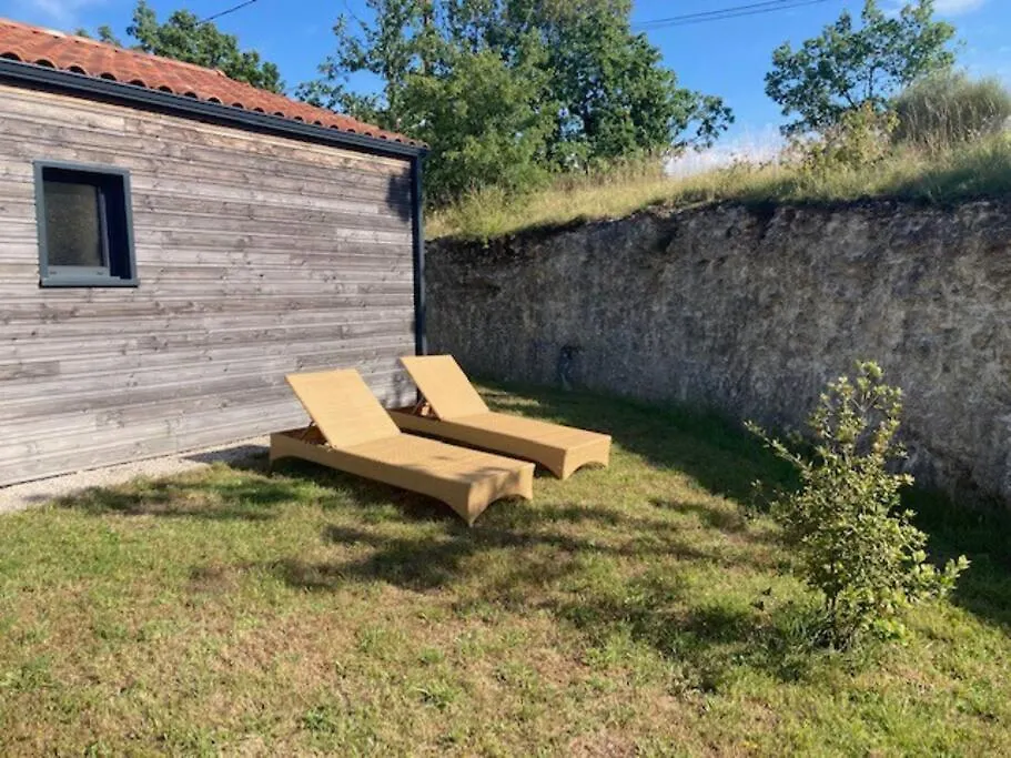 Maisonnette Sur Le Causse Du Lot Villeseque