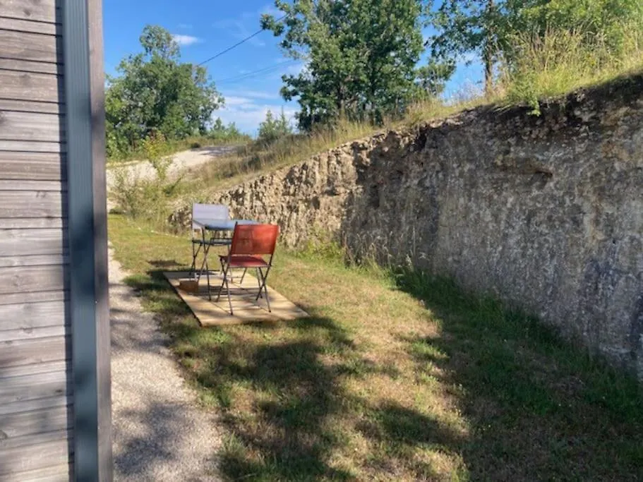 Maisonnette Sur Le Causse Du Lot Villeseque